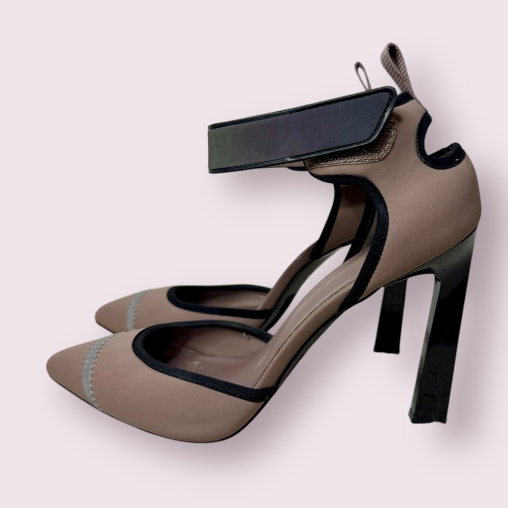ALDO Crissy heels with light reflective details US 8.5 - Picture 2 of 9